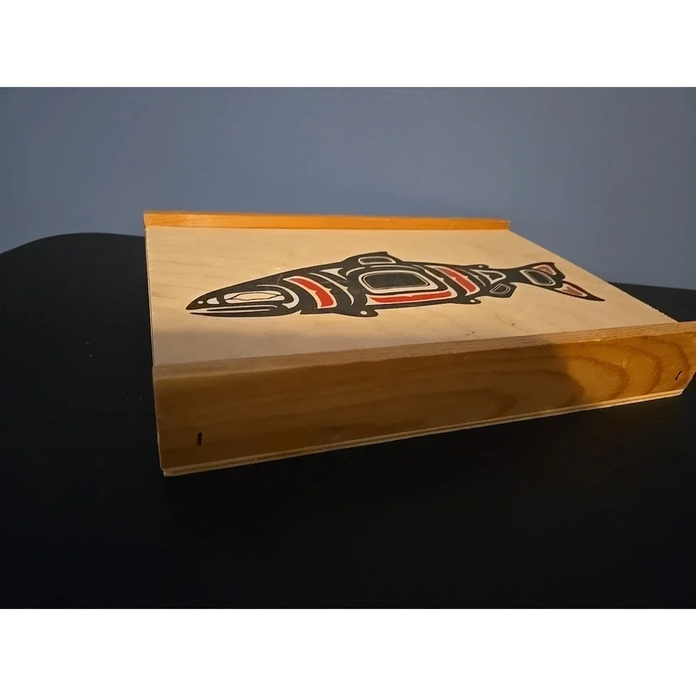 Native Northwest Haida Fish Painted Decorative Trinket Keepsake‎ Box Art Alaska